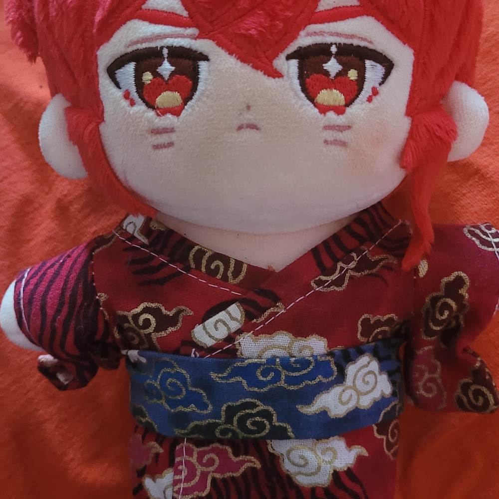 Diluc 20cm Plush